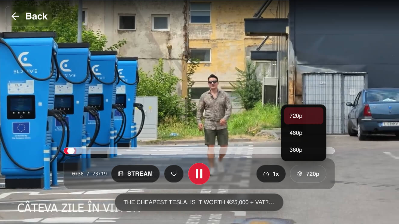 Play YouTube fullscreen on Tesla
